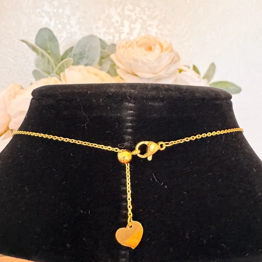 Gold Butterfly Necklace with Pearls - Picture 7 of 7